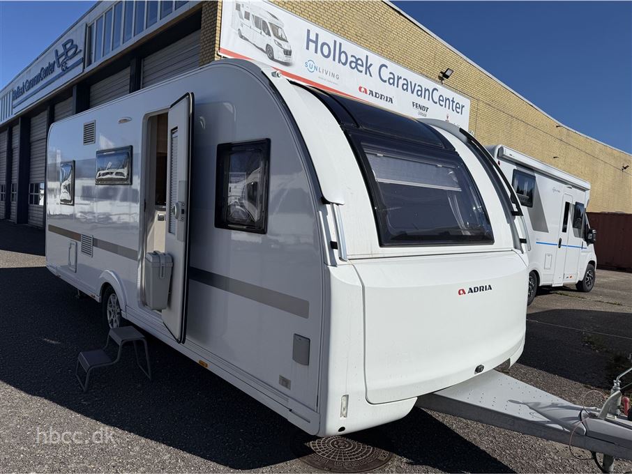Adria Adora 573